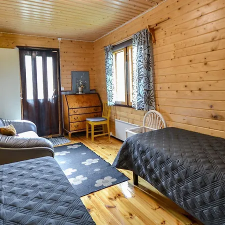Kastehelmi Villa *